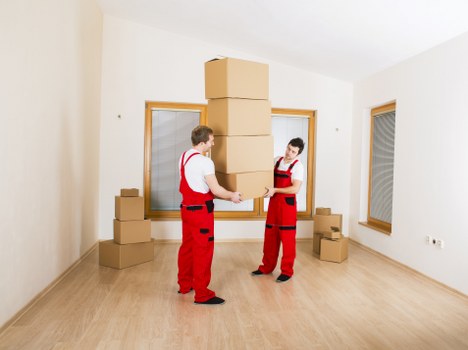 Preparing a Waterloo home or office for mobile self storage delivery